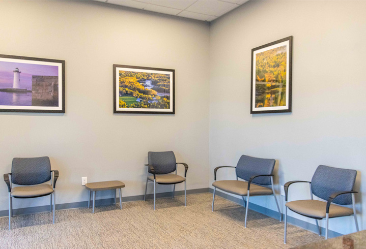 Gentle Dental South Nashua Waiting Area