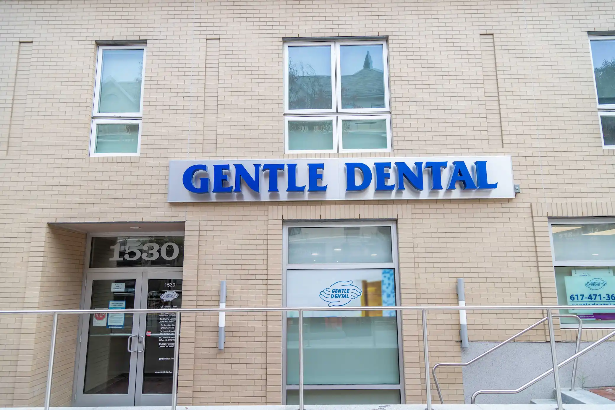 gentle-dental-quincy-outside.webp