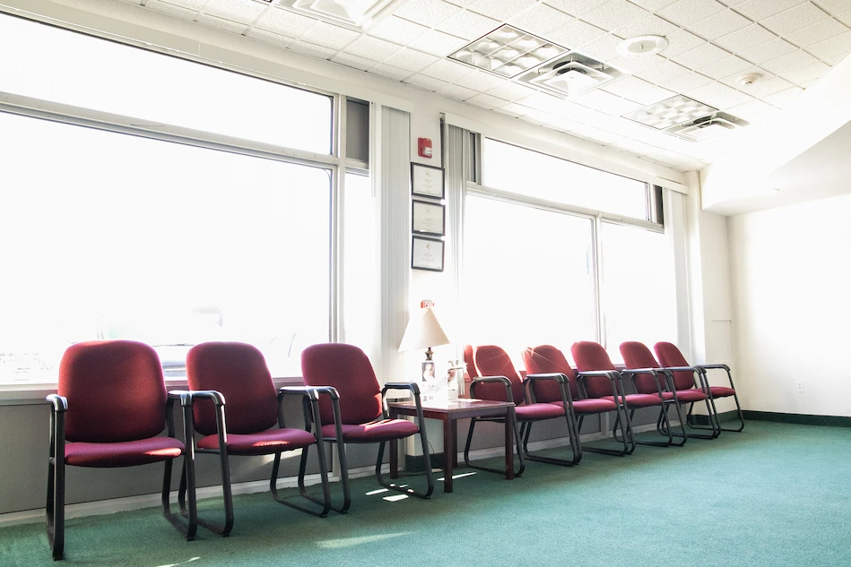 gentle-dental-saugus-waiting-room