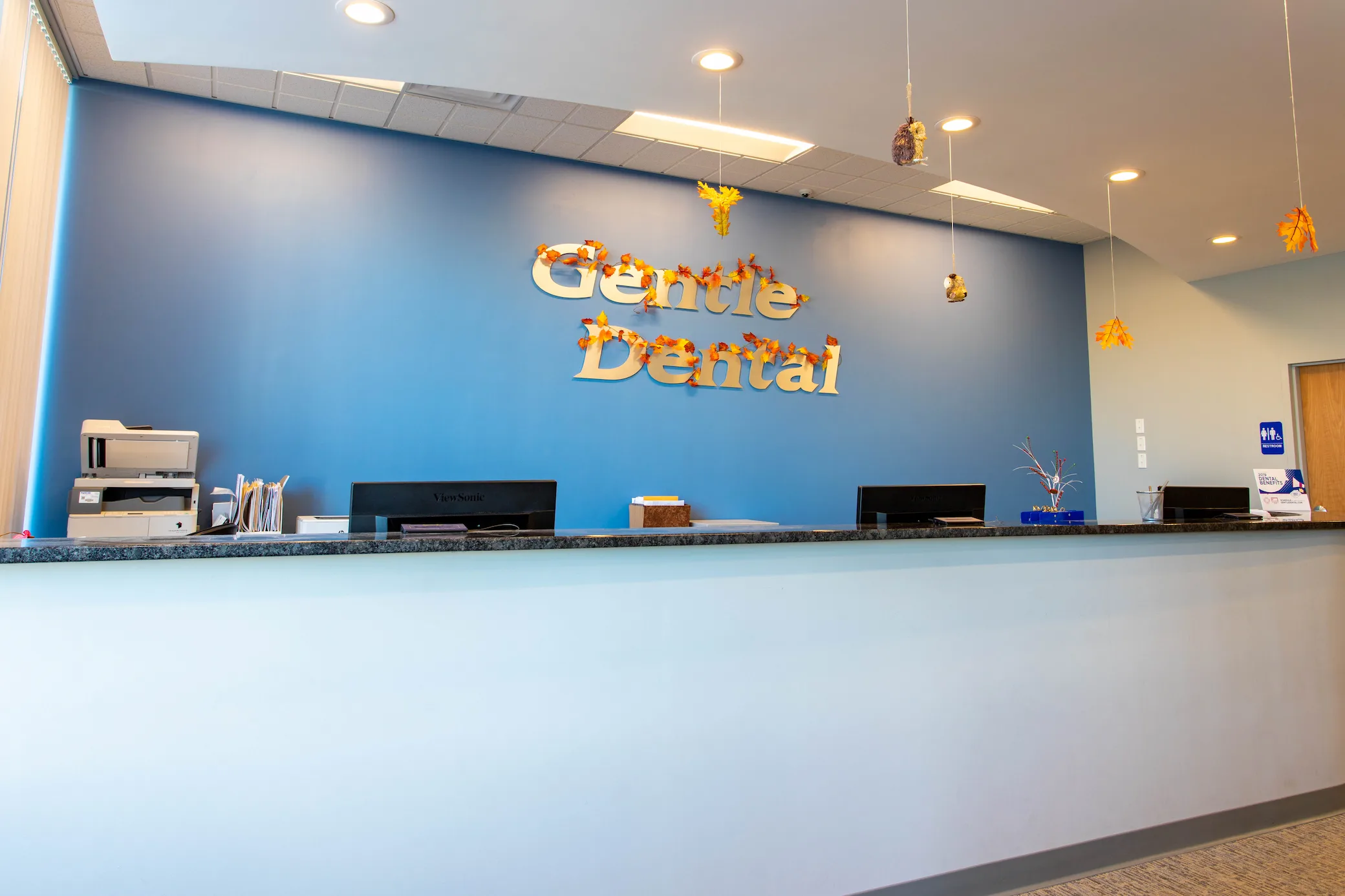 gentle-dental-seekonk-reception.webp