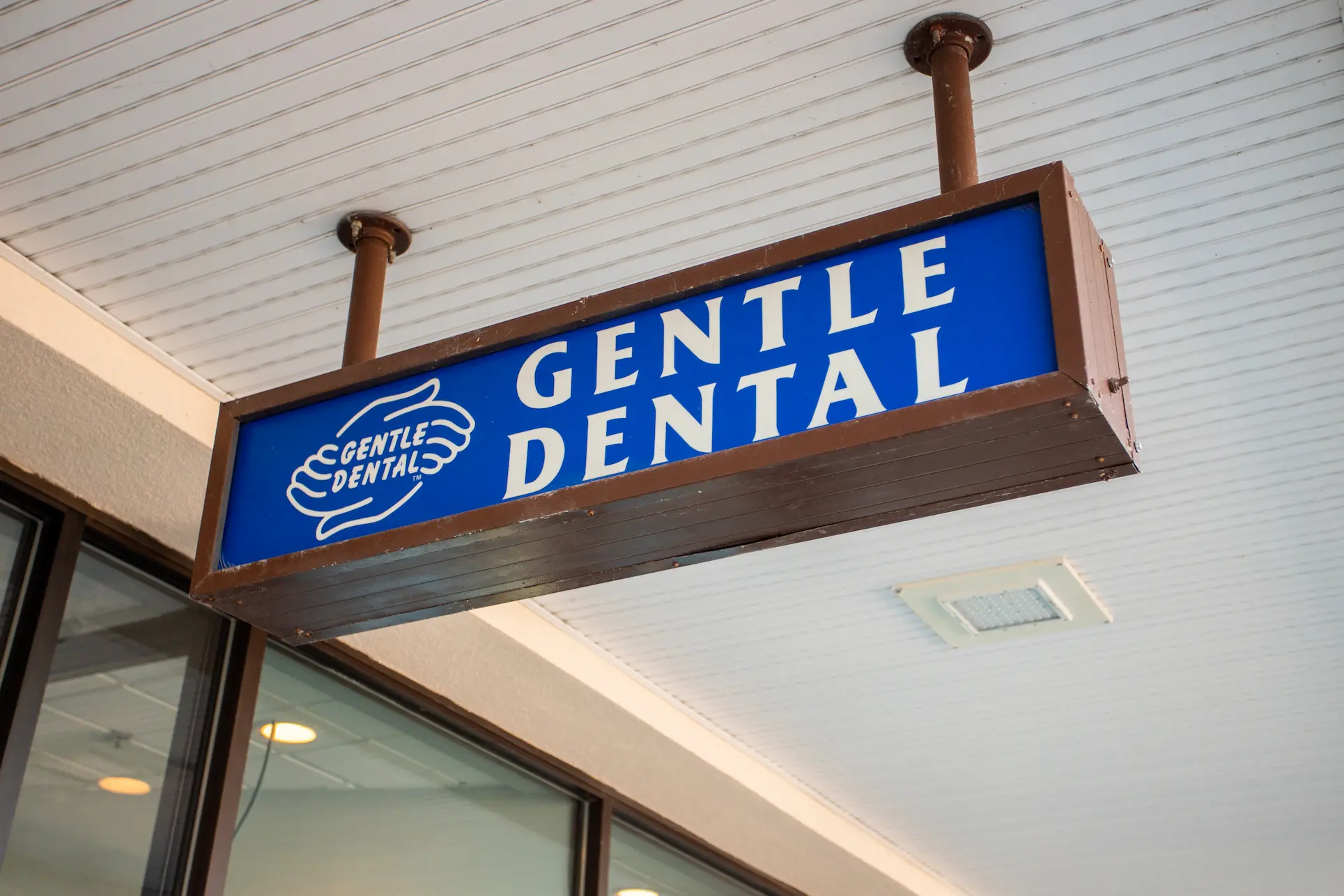 gentle-dentle-attleboro-signage.webp