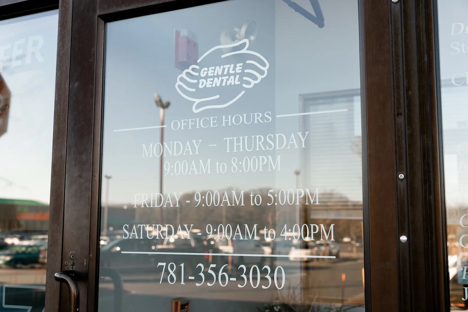 gentle-dentle-braintree-entrance.webp